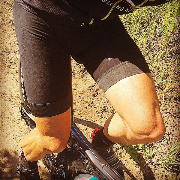 The robust fabric on the new Assos Rally bibshort takes mountain biking shorts to a new level. But it’s very expensive. The fit and comfort is classic Assos though and that’s more important to me than anything else!