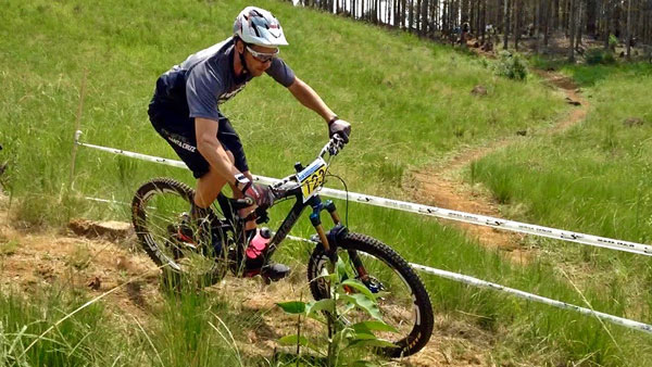 World Downhill superstar Greg Minnaar sampled his local trails in a close race with fellow trail maestro Hilton Frost at St. Ives MTB Park in the KwaZulu-Natal Midlands for the opening round of the 2016 KZNMTB Provincial ENDURO Series – presented by Greg Minnaar Cycles on Saturday 20 February. Photo supplied.