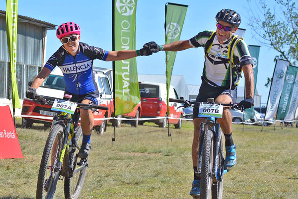 Amy-Beth-McDougall-Grant-Usher-finish-LR