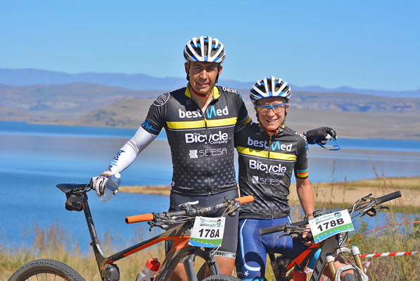 The Bicycle Company-Bestmed’s Johan Labuschagne (left) and Catherine Williamson won stage three of the 2016 Old Mutual joBerg2c between Reitz and Sterkfontein Dam today. Photo supplied.