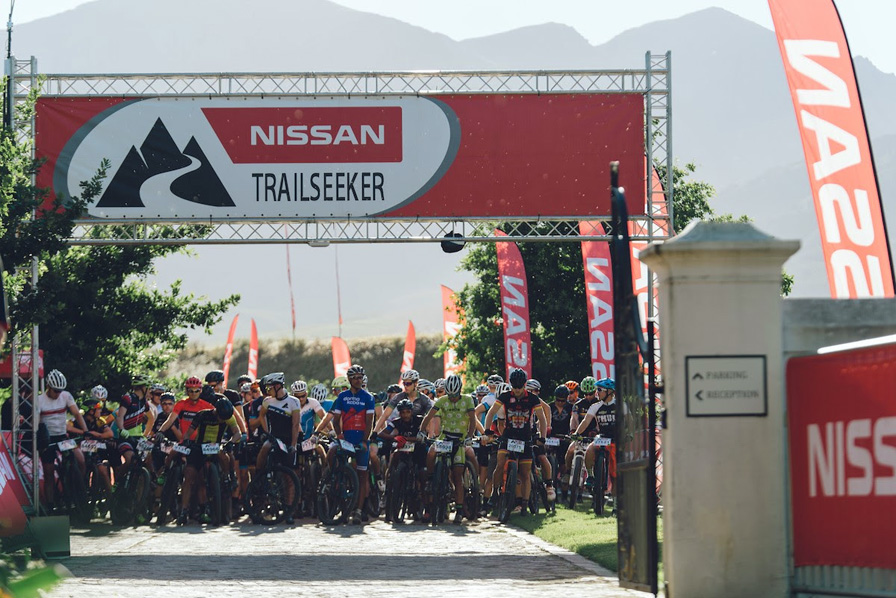 The elite men lining up on the start at the weekend on Bosman Family Vinyard, Wellington. Photo: www.zcmc.co.za