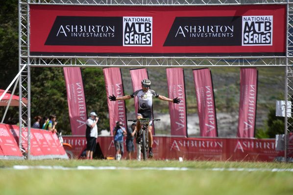 An elated Christoph Sauser (Investec-Songo-Specialized) finishes the 73km marathon in 03 hours 04 minutes 08 seconds. Photo: www.zcmc.co.za