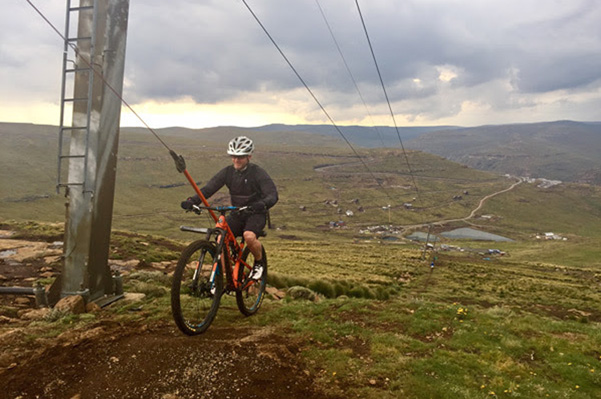 Using the ski lift means you can ride the various Afriski trails all day without having to pay 'gravity tax'. The TREAD Skills crew will hold a 'Taming of Gravity' Clinic on the Saturday morning to ensure everyone can use the ski lift and ride the trails safely.